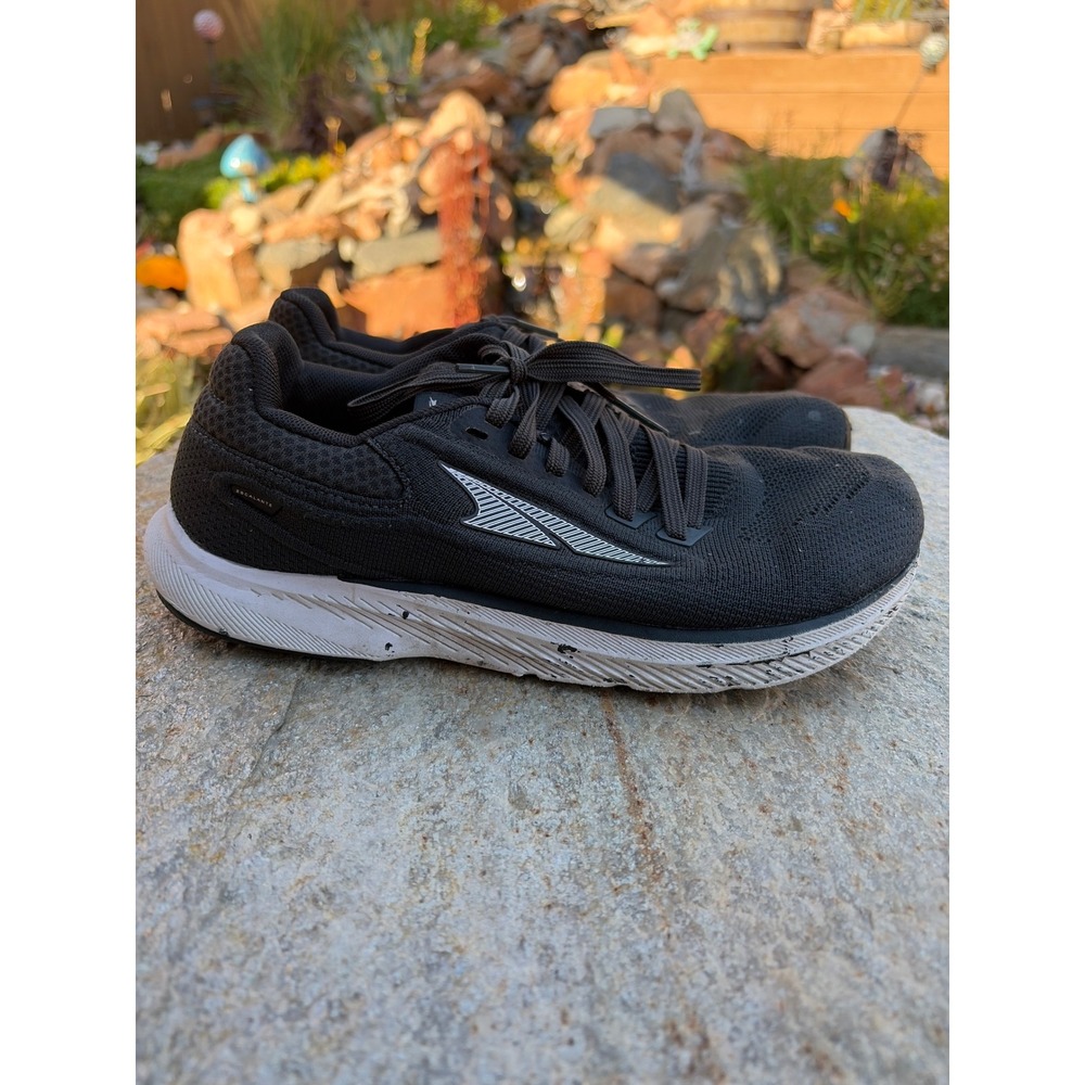 Altra Escalante 3 Womens Running Shoes Black White AL0A7R71000 Size 7.5